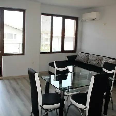 Apartment Апартамент Оазис 6А Luka
